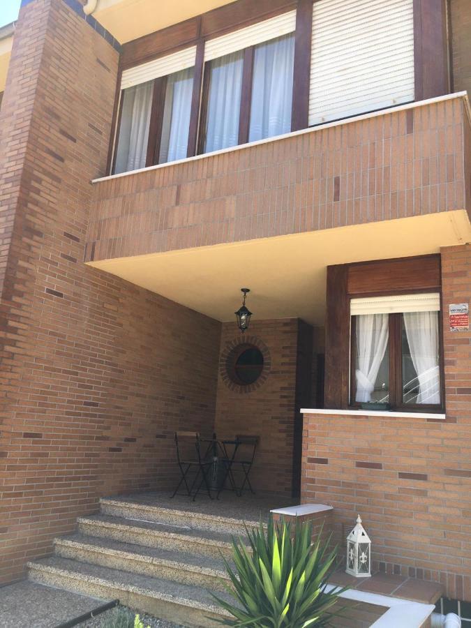 Chalet En Laredo Cerca De La Playa. 빌라 외부 사진