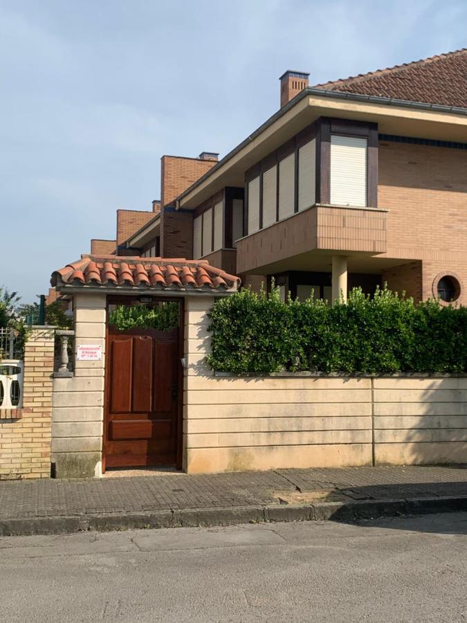 Chalet En Laredo Cerca De La Playa. 빌라 외부 사진